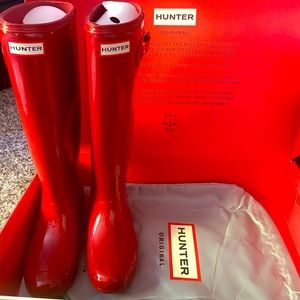 Brand New Hunter rain boots ❤️